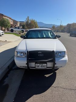 2005 Ford Crown Victoria