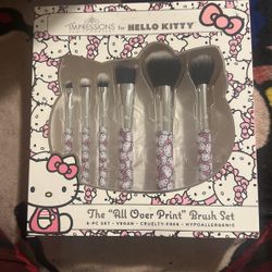 Hello Kitty Brush Set 