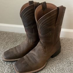Ariat Boots - Size 10D 