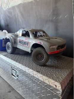 Arrma Mojave 6s