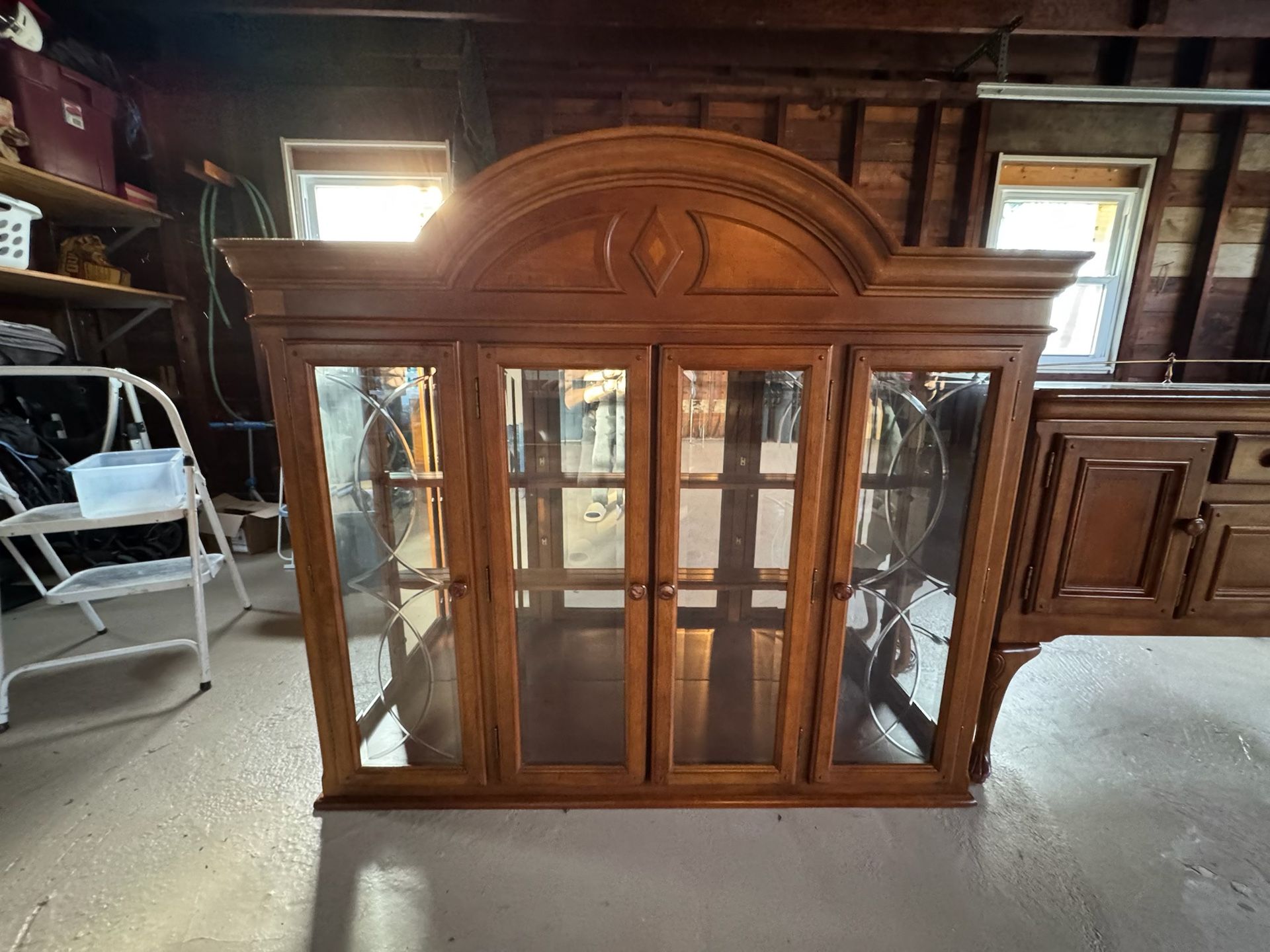 China Cabinet And Buffet Table