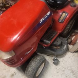 Craftsman Rider With 48" Cutting Deck Has Ball Hitch