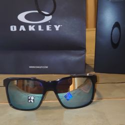 Oakley glasses