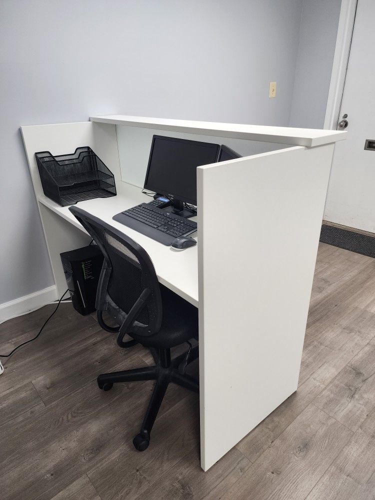 Reception Front Desk