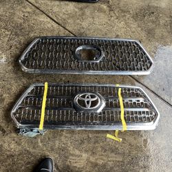 2016 2022 Toyota Tacoma Grill Trim 