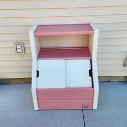 Bookshelf with Toy chest