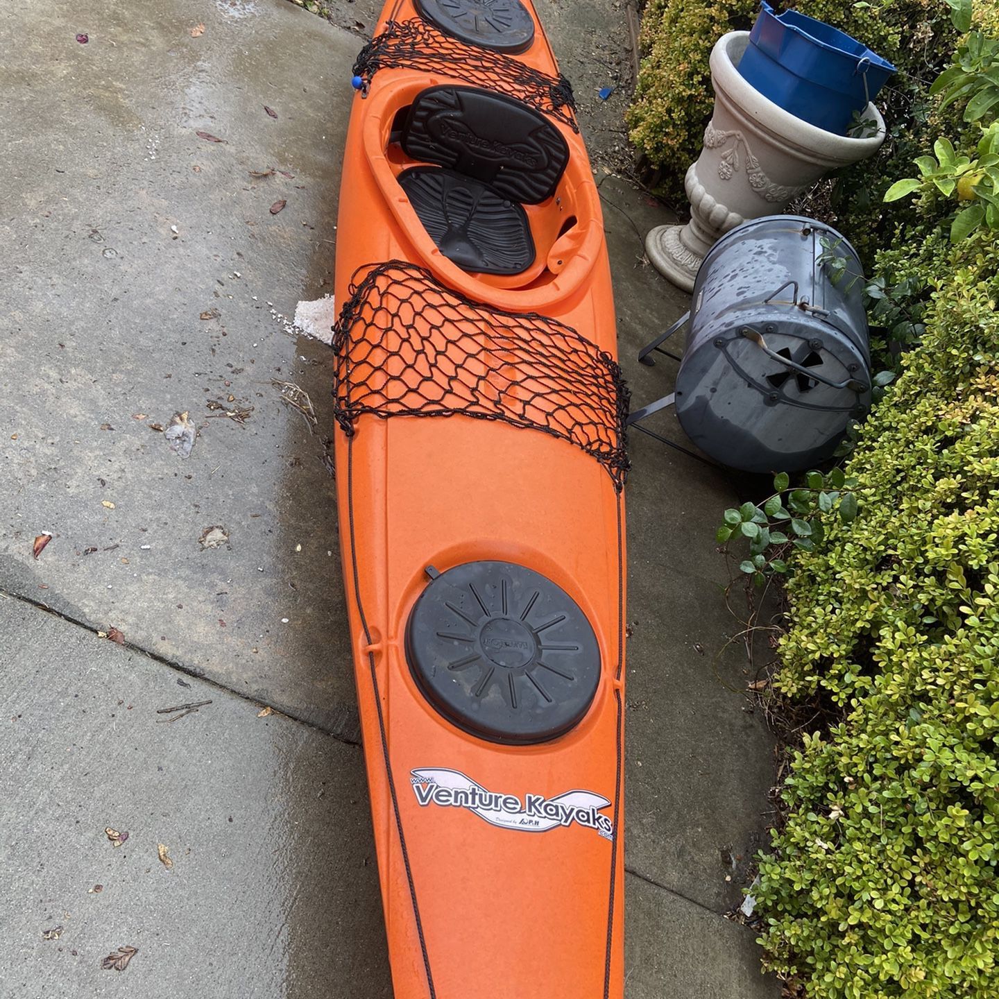Venture kayak