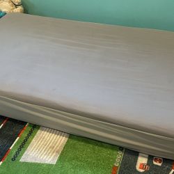Toddler Bed Mattress With 3 Fitted Sheets