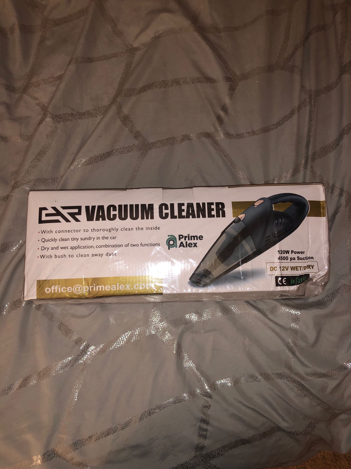 Handheld car vacuum