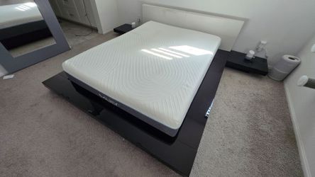 Queen size bed frame low profile with side step