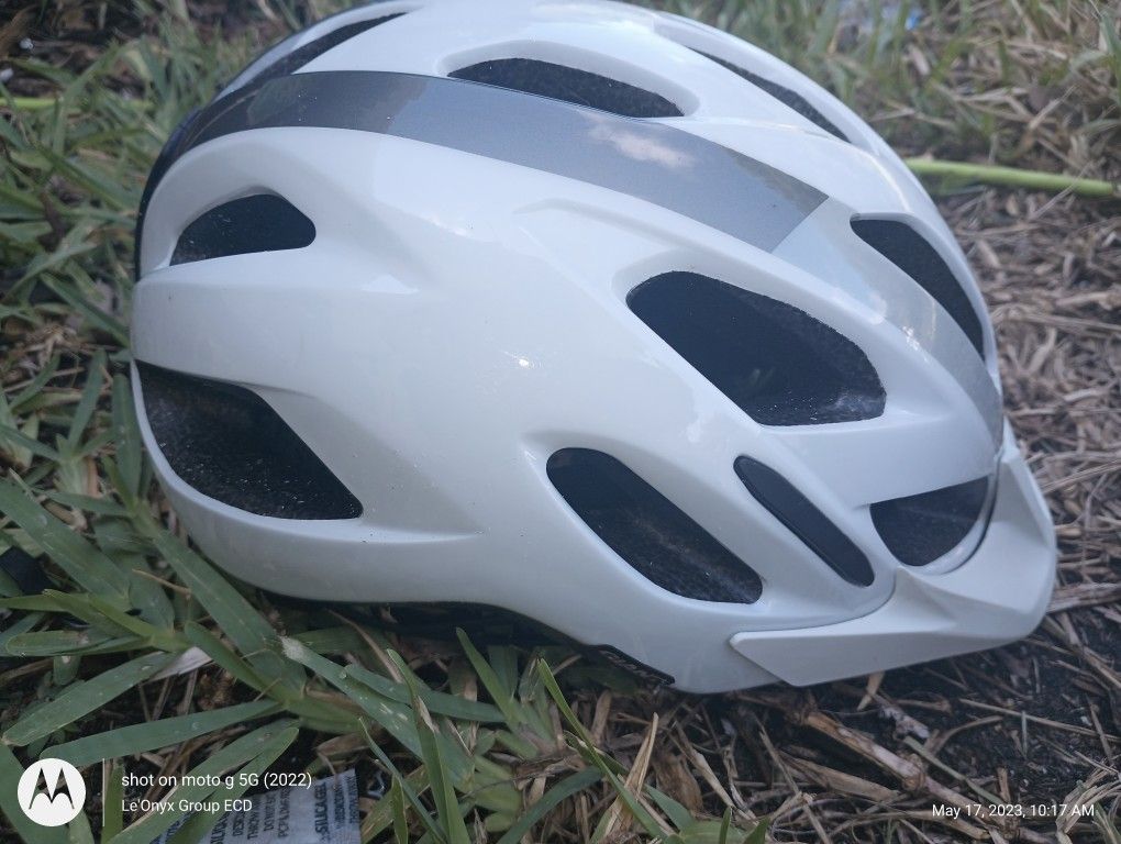 Giant Compel Helmet With ConchOne Fit System 