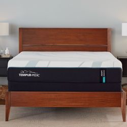 Queen Size Mattress TempurPedic Adapt  Medium Contour Technology Premium Comfort Factory Fresh & Sealed in Plastic Same Day Delivery