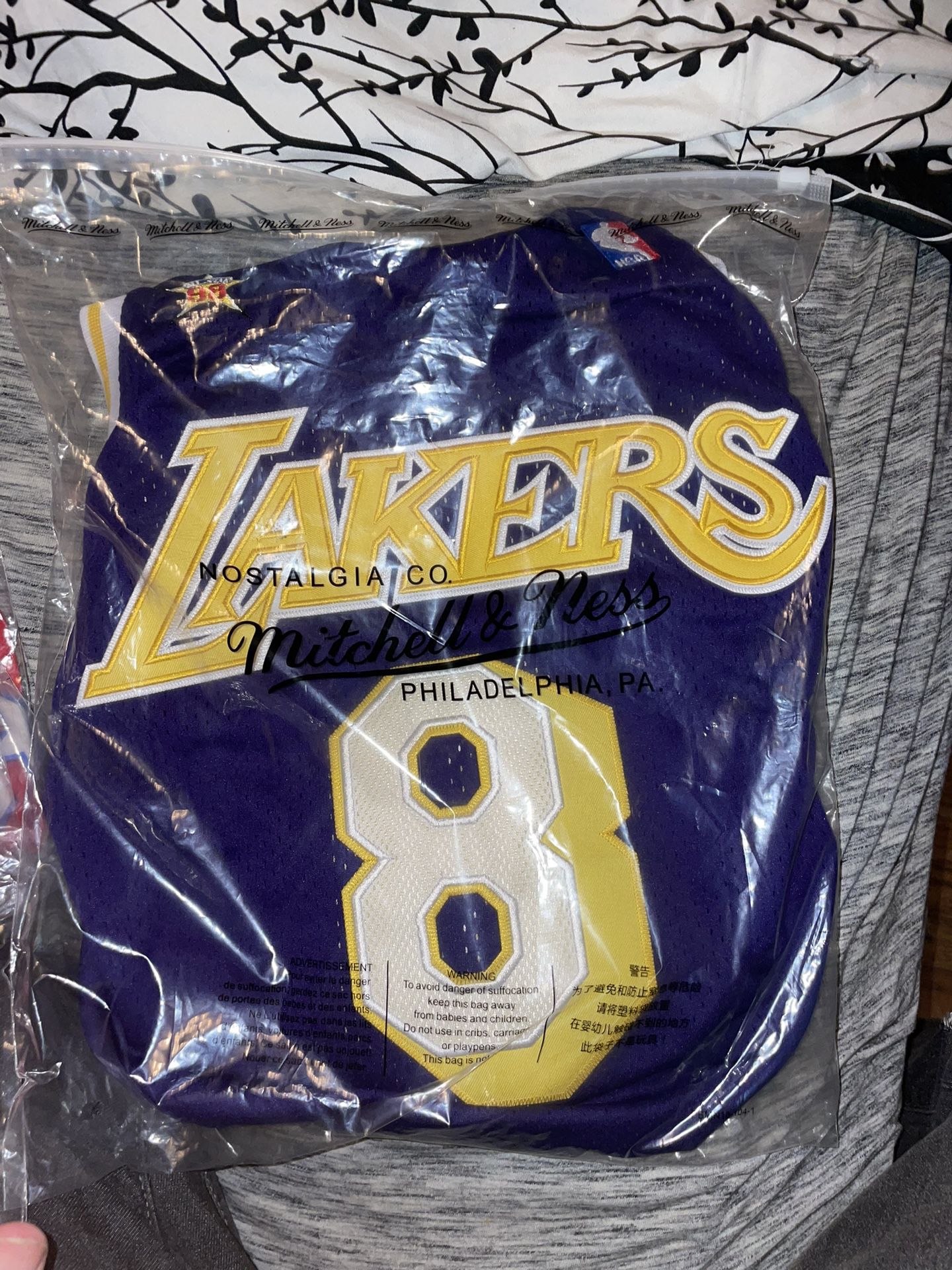 1998 Kobe Bryant All Star Jersey Size L for Sale in Creve Coeur, IL -  OfferUp