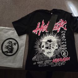 Hellstar Records Tshirt Sounds Like Heaven Black