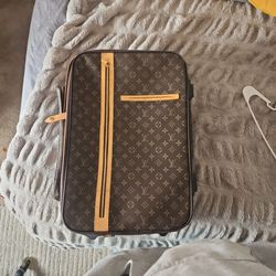 Louis Vuitton for Sale in Huntington Beach, CA - OfferUp