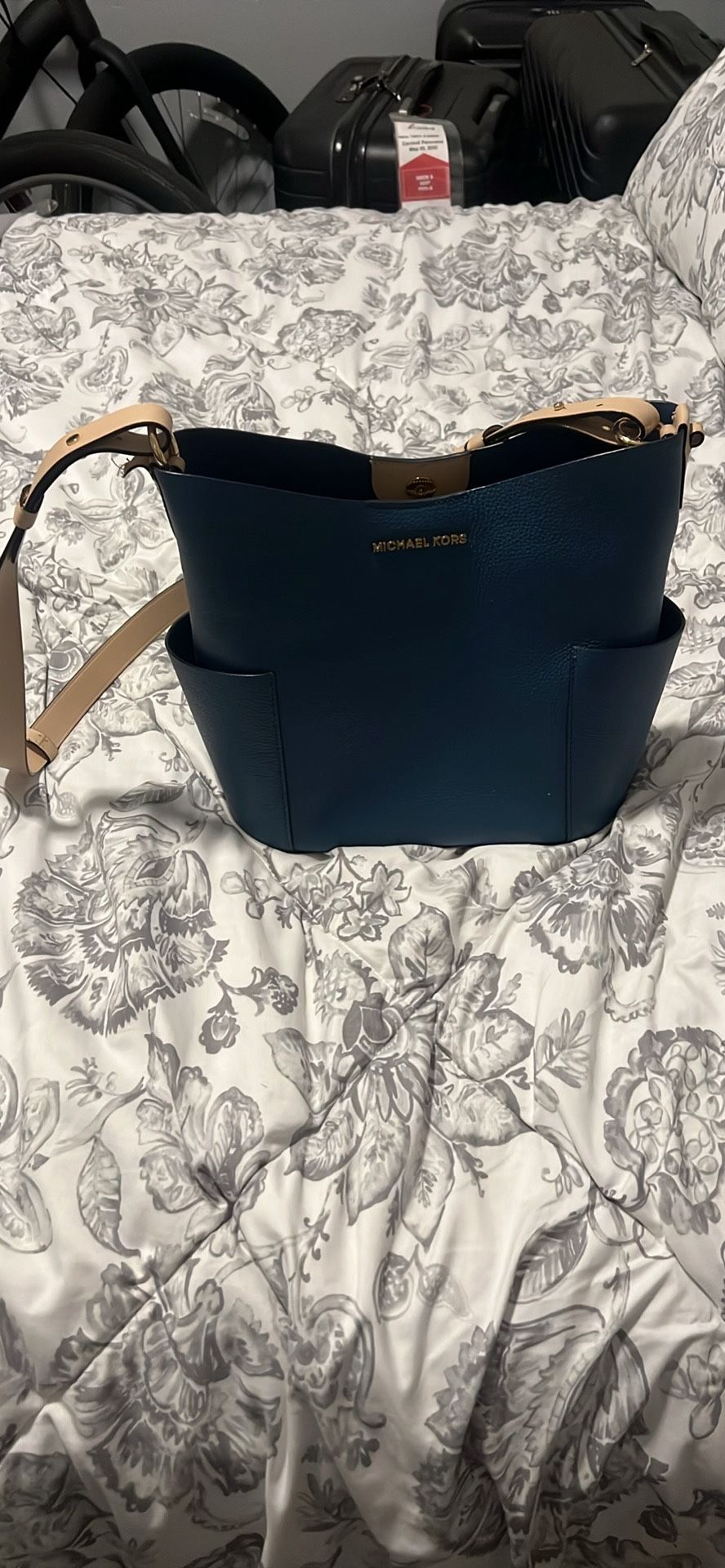 Michael Kors purse teal