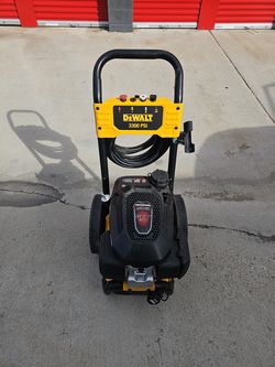 DeWalt 3300 PSI Pressure Washer