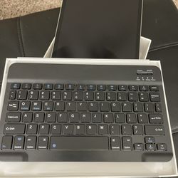 iPad Gen9 With Keypad 