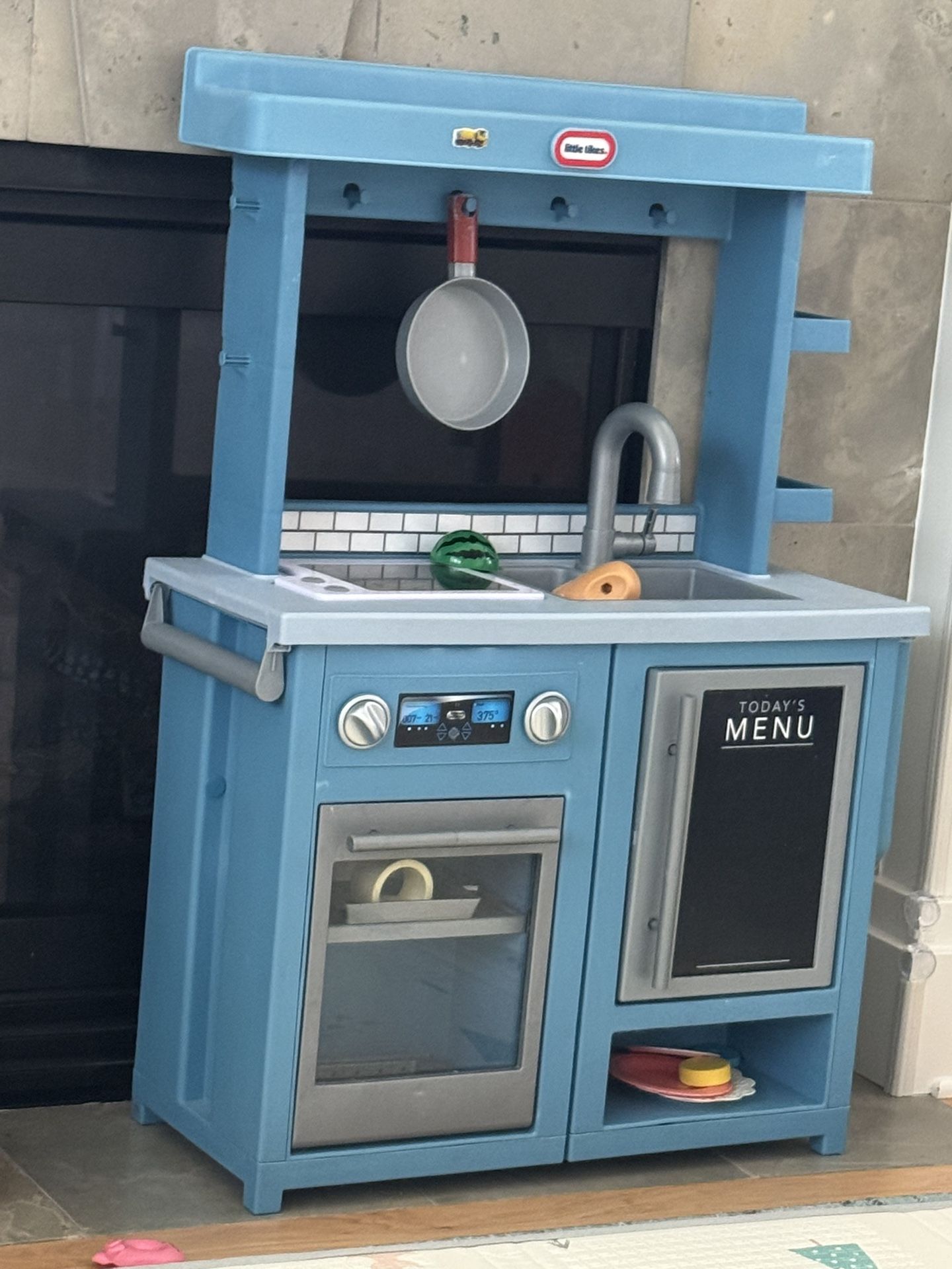 Kids Toy kitchen