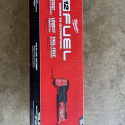 Milwaukee M12 FUEL 12V Lithium-Ion Cordless Oscillating Multi-Tool (Tool-Only