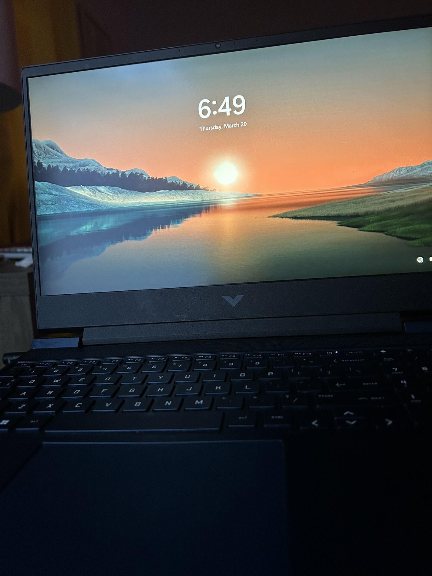 HP Victus Gaming Laptop - i5, RTX 3050, 8GB RAM, 512GB SSD, 144Hz Display - Perfect Condition