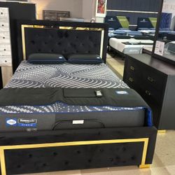 Pepe Black Bedroom Set (Bed, Dresser, Mirror, Nightstand) /P