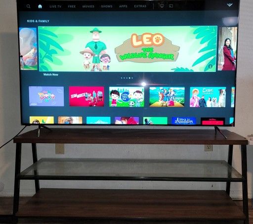 Vizio P series Quantum X PX65-G1- 65" LED smart tv - 4k UltraHD And Stand