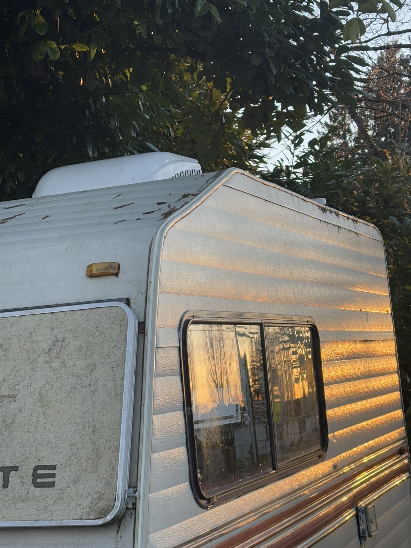 travel trailer 14