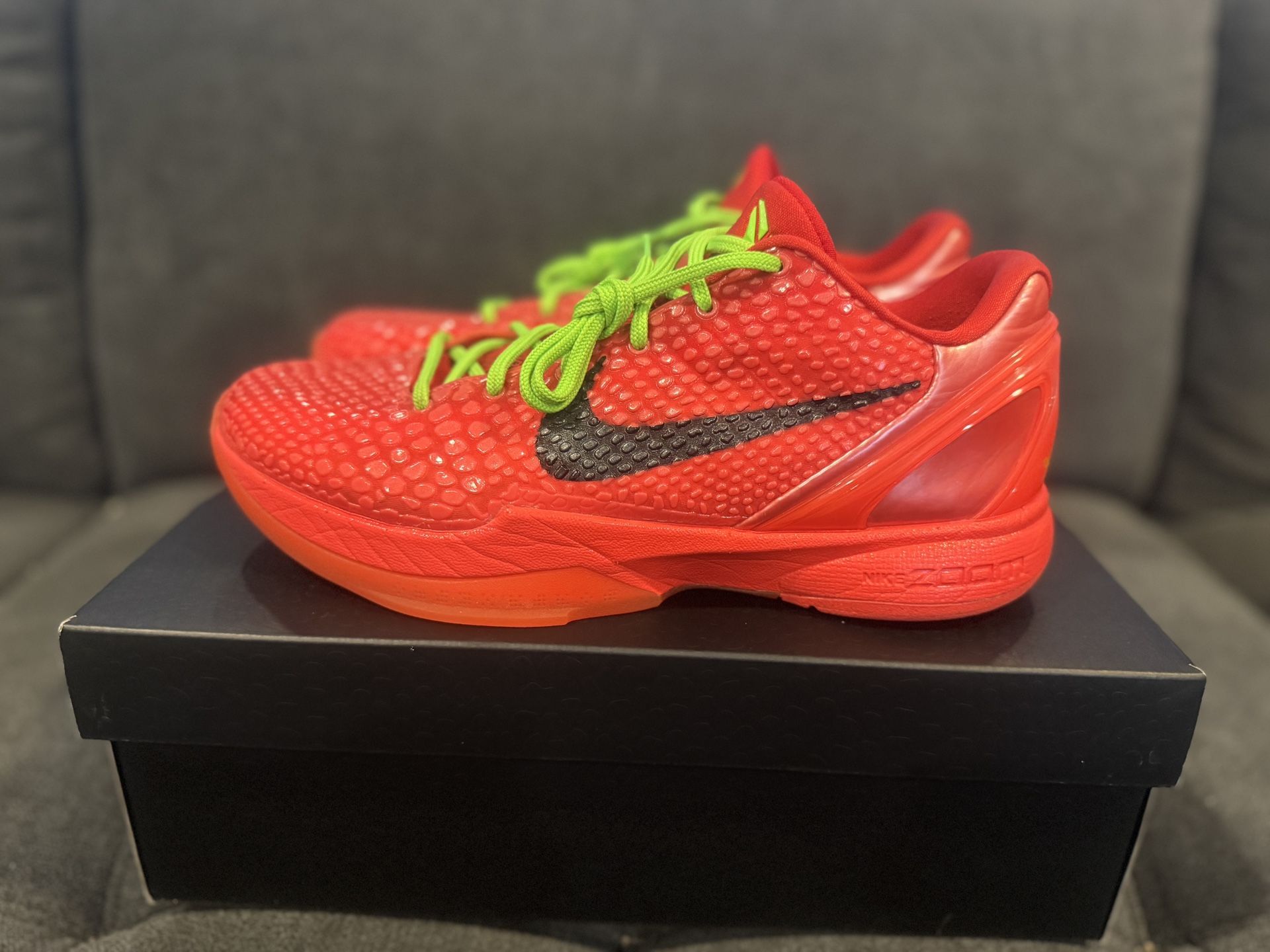Nike Kobe 6 Reverse Grinch