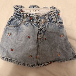 Zara light denim skirt with strawberries embroidery size 4T