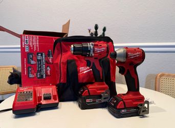 Milwaukee M18 Compact Brushless Drill & Impact Driver Combo Kit