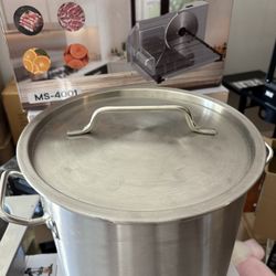 Meat slicer & Stainless Pot 21 Qt 
