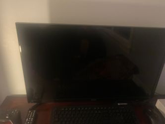 Samsung tv great condition/ barely used around 34 inches