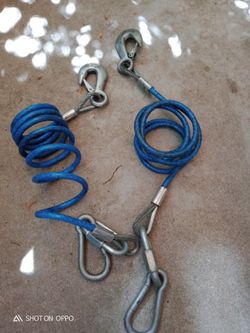 Cerritos.. Pair heavy duty swirl 40" steel cable