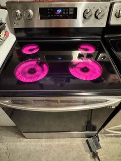LG ThinQ 30” Electric Range with Air Fry
