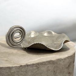 Vintage Hand Hammered Aluminum Serving Dish Spiral Handle 9.5”