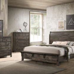 BEAUTIFUL NEW BEDROOM SETS STARTING ONLY $599. IN STOCK SAME DAY DELIVERY 🚚 EASY FINANCING 