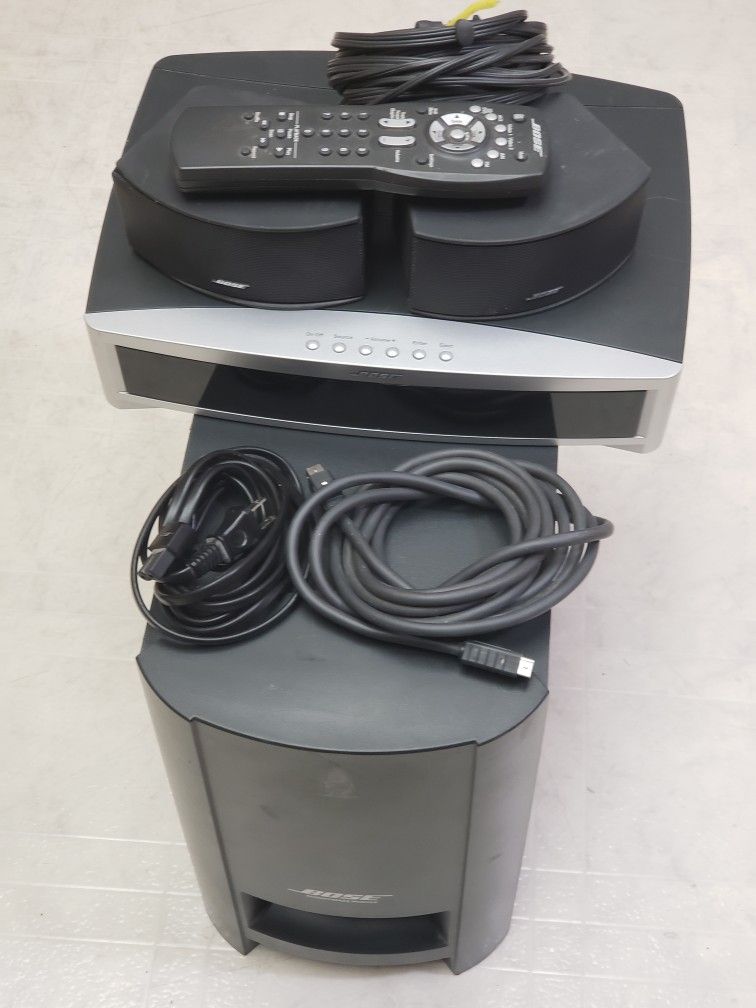 Bose AV3 2 1 III Complete Pwd. System w/ Remote GREAT