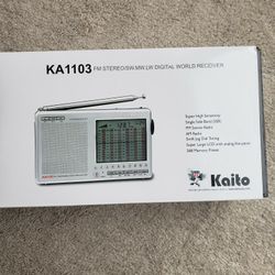 KAITO - KA1103  FM Stereo / SW. MW. LW  Digital World Receiver 