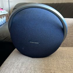 Harman Kardon Onyx Studio 7 Wireless Bluetooth Speaker -