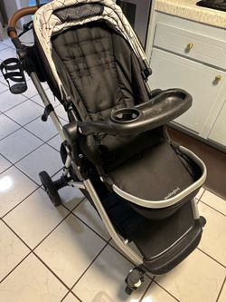 Mockingbird Stroller (1 child) + bassinet / chair