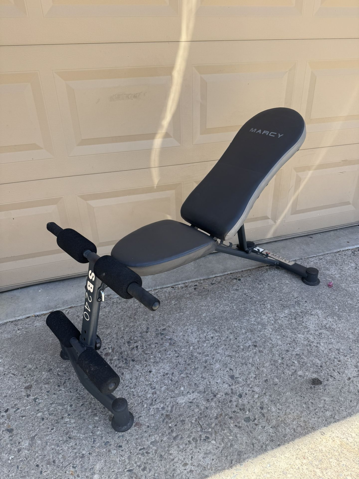 Weight Bench