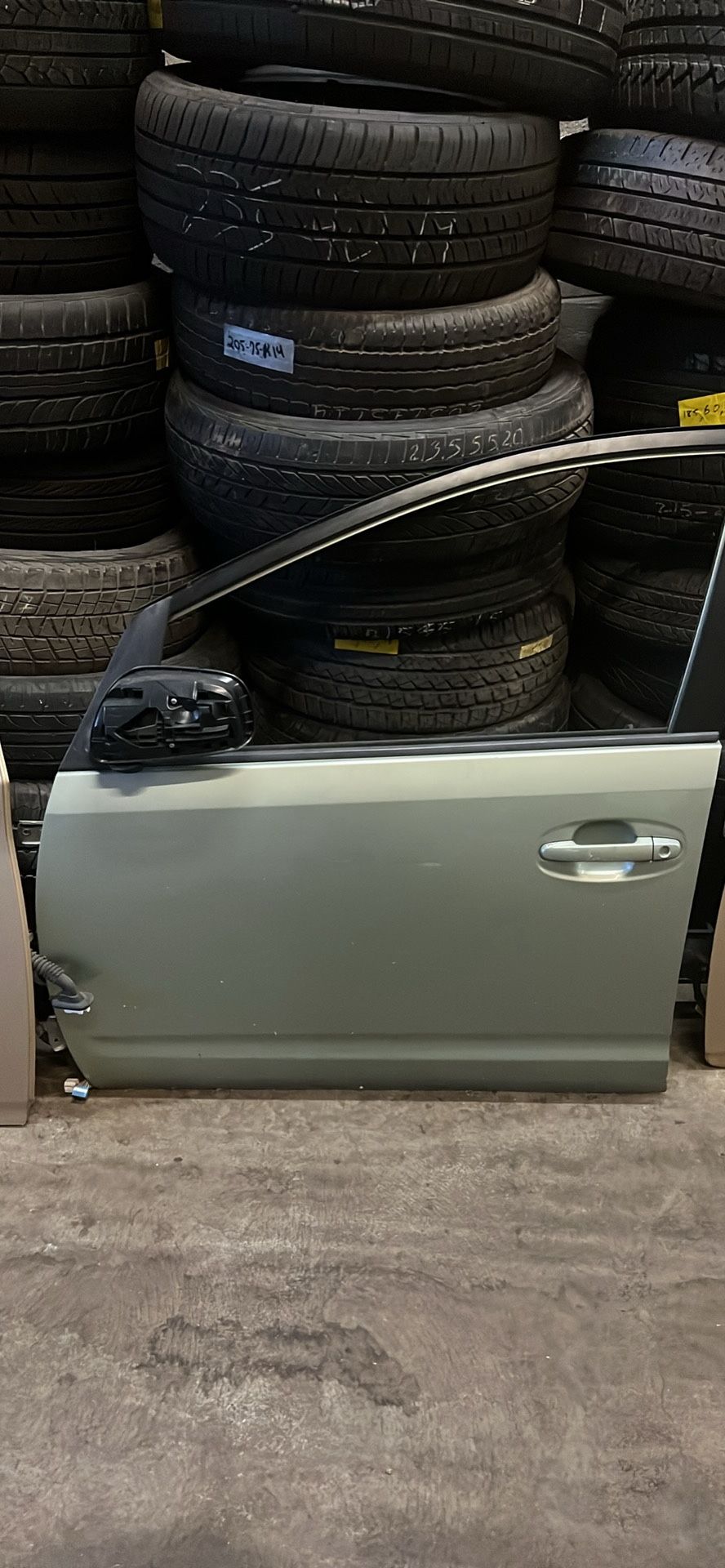 2007 Toyota Prius Driver Side Door Front Green