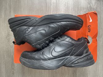Nike Air Monarch Black Size 9.5