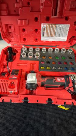Milwaukee Cable Stipper
