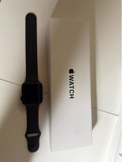 Apple Watch SE 3 Midnight Aluminum 44MM / GPS • Cellular (Mint) (barely used)