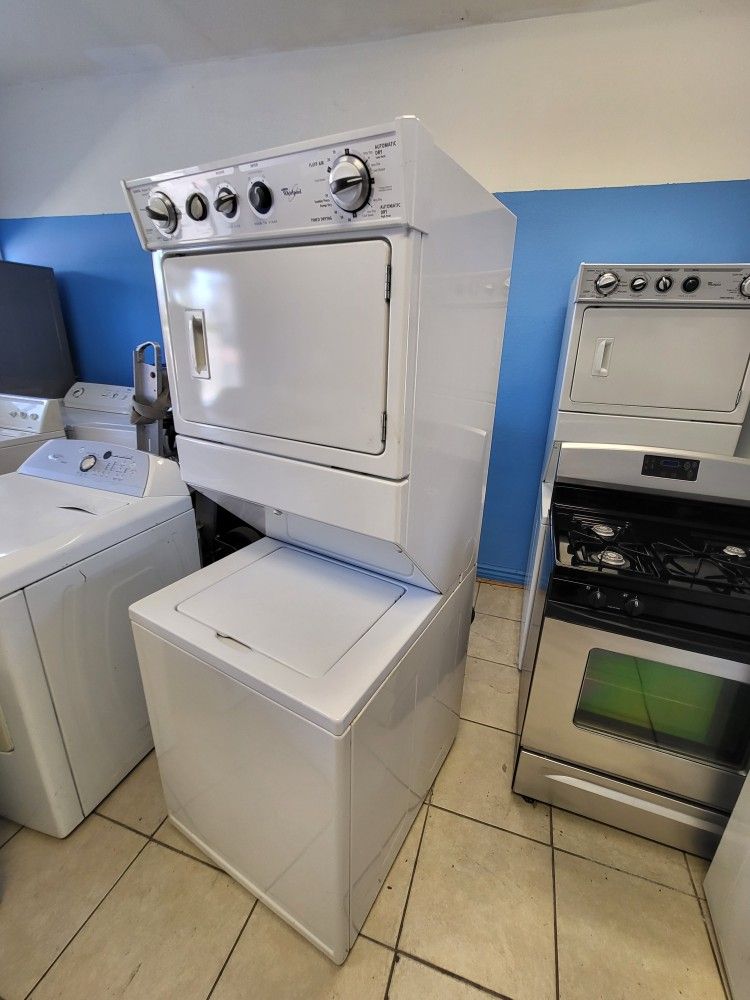 Whirlpool Washer And Gas Dryer Stackable 