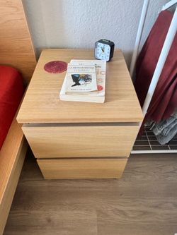IKEA MALM 2 drawers nightstand - 2x1 LIKE NEW