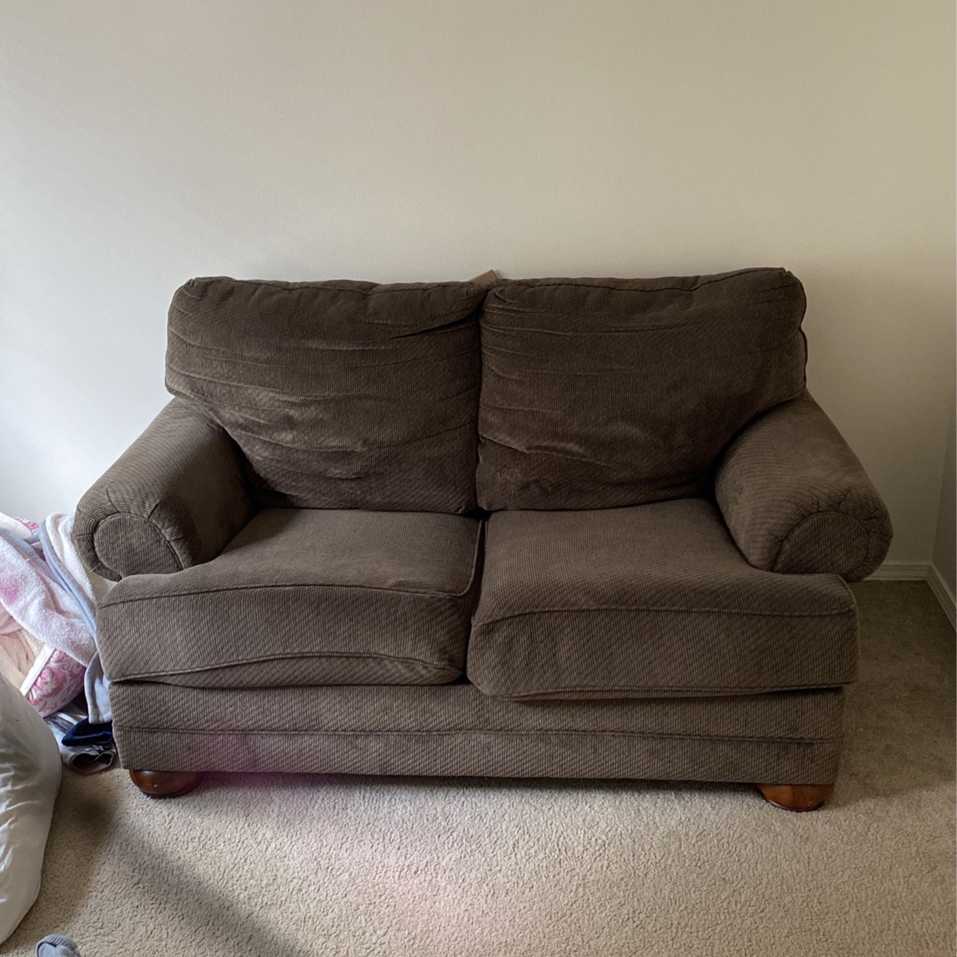 Love seat + Sofa