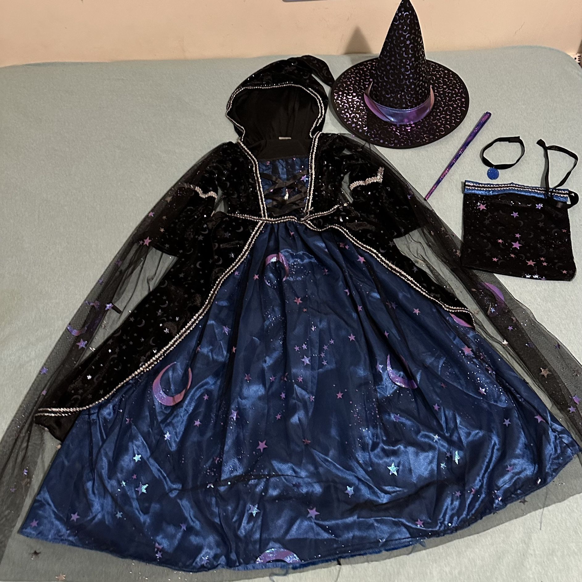 Halloween Girl’s Wizard Costume - M 7/8